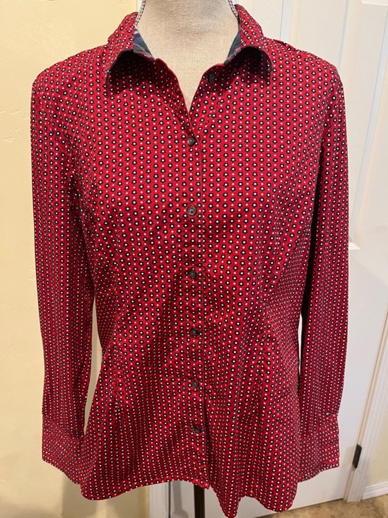 Tommy Hilfiger Tops - Tommy Hilfiger Women’s Red Floral-Print Stretch Button-Down Shirt